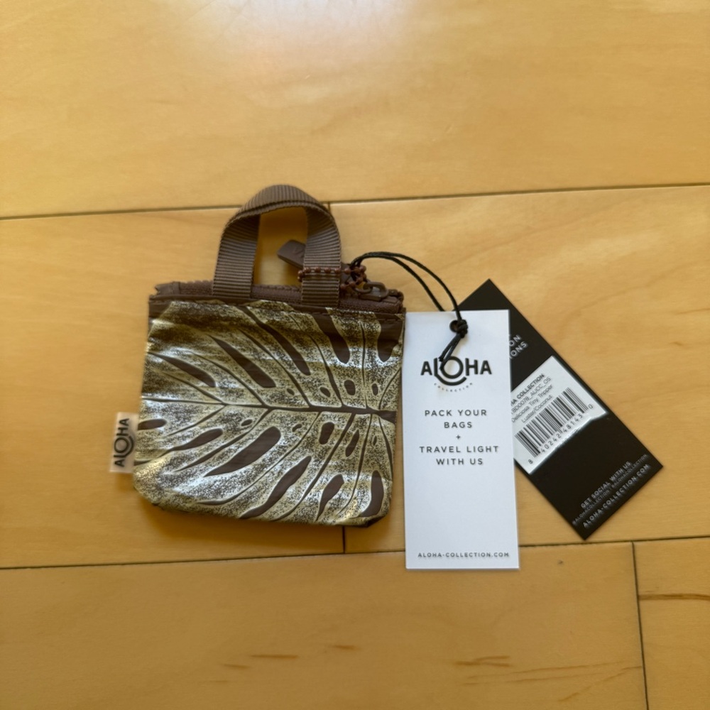 ALOHA Collection Gold Leaf Bag Charm